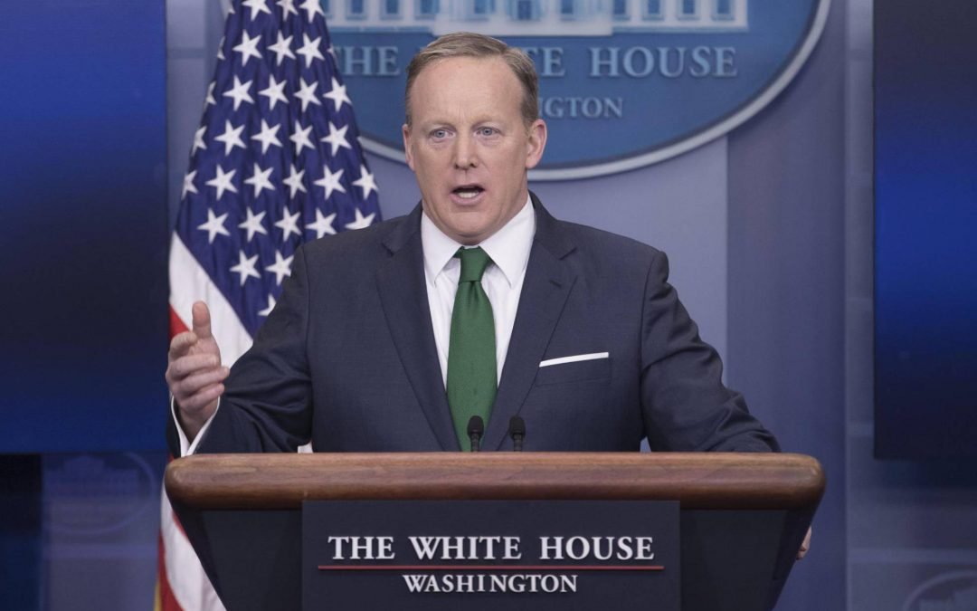 La Casa Blanca intenta calmar las críticas de Reino Unido por alegar que participó en el espionaje a Trump