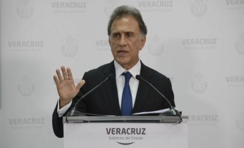 Yunes Linares pide apoyo de la Policía Militar ante niveles de violencia en Veracruz