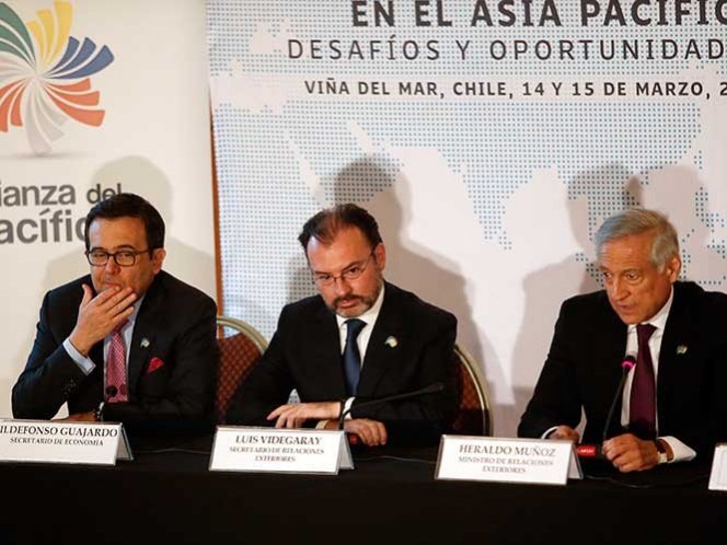 México urge a países del TPP a definir una estrategia tras salida de EU