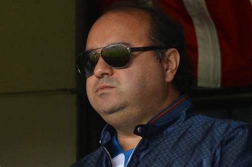 Sale libre Amado Yáñez, dueño de Oceanografía