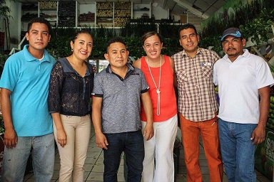 Trabajan por el bienestar de las familias de Huatulco