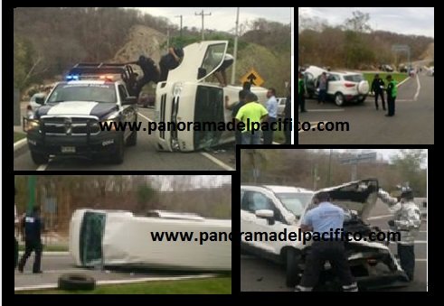 Aparatoso accidente en el crucero Huatulco