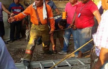Cae niña a un pozo en Tabasco y muere con cuatro que intentaron rescatarla