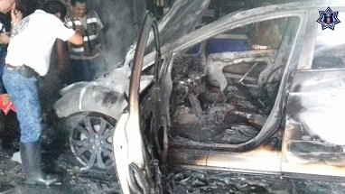 Controlan incendio elementos de la SSPO en agencia automotriz del Istmo