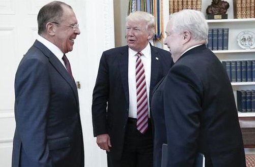 Donald Trump y la información clasificada que no debió revelar