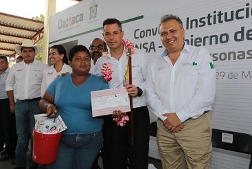 Dotar de leche Liconsa gratuita a oaxaqueños necesitados