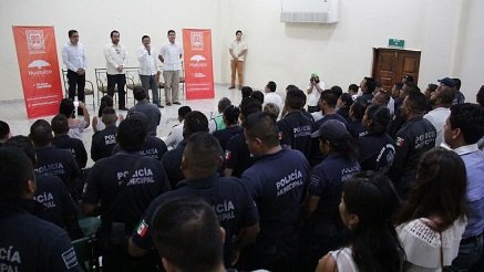 Gobierno Municipal Huatulco capacita a elementos policiacos en Derechos Humanos
