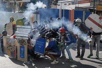 Protestas en Venezuela dejan un muerto más, ya van 49