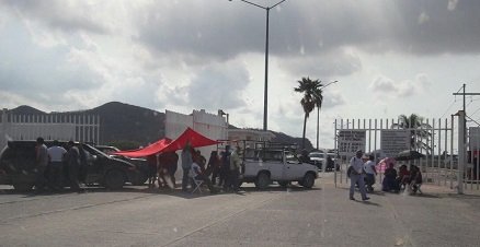 Subcontratista demandan pago Pemex