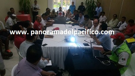 Autoridades se prepara para la llegada de huracán en Huatulco