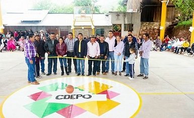 Entrega Cdepo cancha nueva en San Sebastián de las Grutas