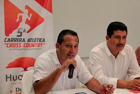 Presentan convocatoria para la 5ª Carrera Atlética Cross Country Huatulco