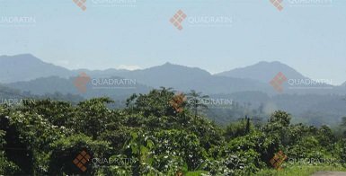 Queman comuneros casas improvisadas de invasores en Chimalalapas