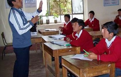 Auditoría de la SEP detecta 44 mil 76 plazas docentes irregulares