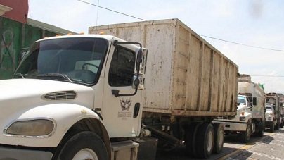 Cierran basurero de Zaachila y bloquean palacio municipal