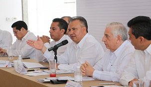Liconsa aumentará padrón de personas beneficiarias y compra de leche a productores de Tabasco