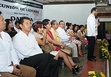 Respalda CDEPO visita a Oaxaca, del Profesor René Bejarano Martínez al sostener encuentro con líderes de la entidad.