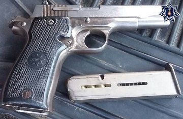 Detenido por la policía estatal sujeto que portaba pistola sin licencia