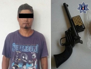 Detiene PE a 2 sujetos armados