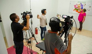 Arrancan IEEPO y CORTV clases por televisión, internet y redes sociales