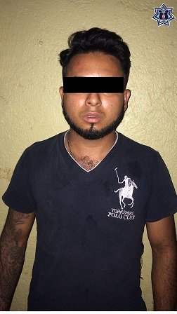 Policía estal detiene a joven con pistola calibre 38 en Iztalpec