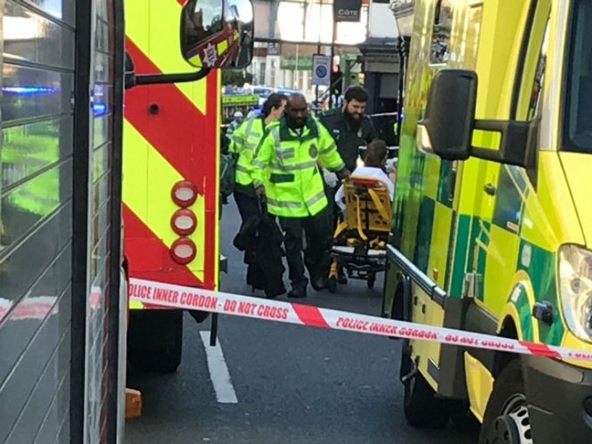 Se eleva a 22 heridos tras bomba en metro de Londres
