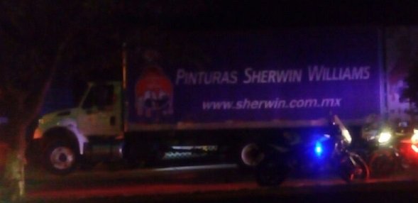 Detienen camión robado con Indocumentados
