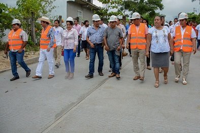 En Huatulco continúan las pavimentaciones con concreto hidráulico
