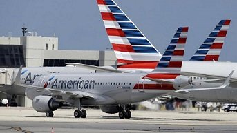 Grupo advierte a la comunidad negra no volar por American Airlines