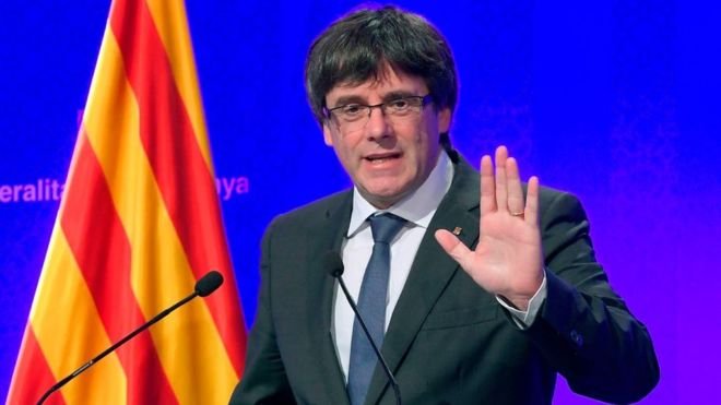 El presidente de Cataluña, Carles Puigdemont, asegura a la BBC que declararán la independencia de España “en cuestión de días”