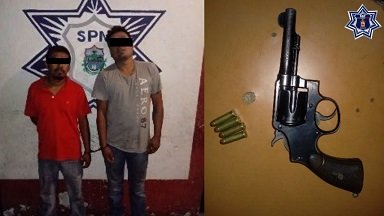 Detienen a 2 sujetos armados en San Pedro Pochutla