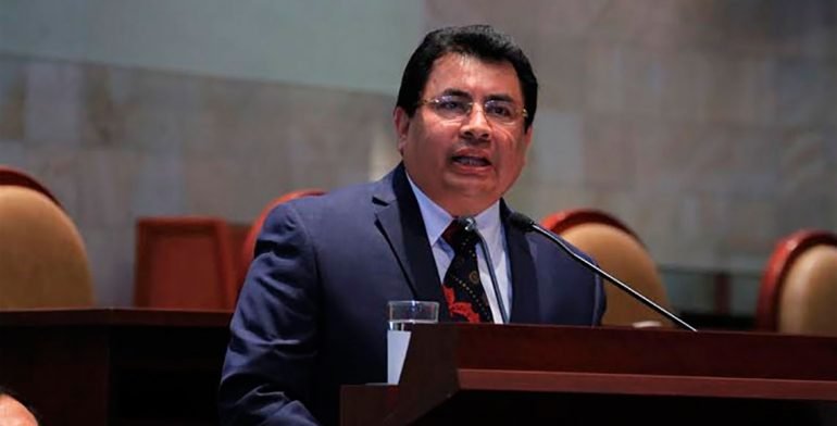 Detienen a ex secretario de Vialidad y Transporte de Oaxaca
