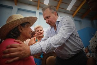 Con apoyo de Liconsa, Oaxaca combate  desnutrición de niñas y niños: Alejandro Murat