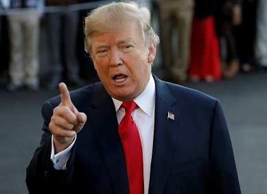 Un exempleado de Twitter borra la cuenta de Trump