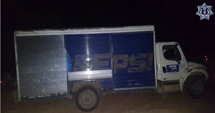 Recupera policía estatal automóvil con reporte de robo de la empresa Pepsi en Pinotepa nacional