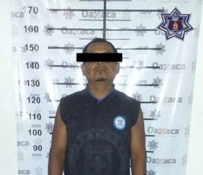 Policía estatal detienen a sujeto en la costa por delitos contra la salud