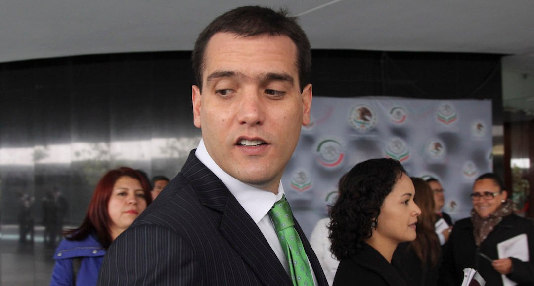 Reforma: “El Niño Verde” y familia construyen 4 mansiones en EU por 10 millones de dólares