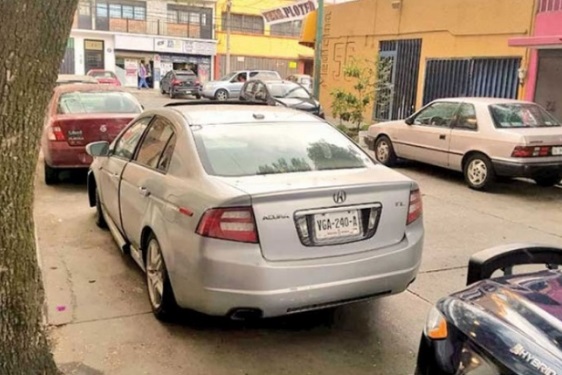 PGJ ubica a dueña del auto encontrado con un cuerpo en CU