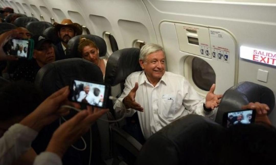 AMLO queda varado durante horas en Huatulco