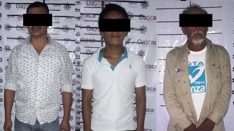 Detiene policía estatal a cuatro personas y asegura 700 gramos de marihuana, una moto robada y un arma de fuego