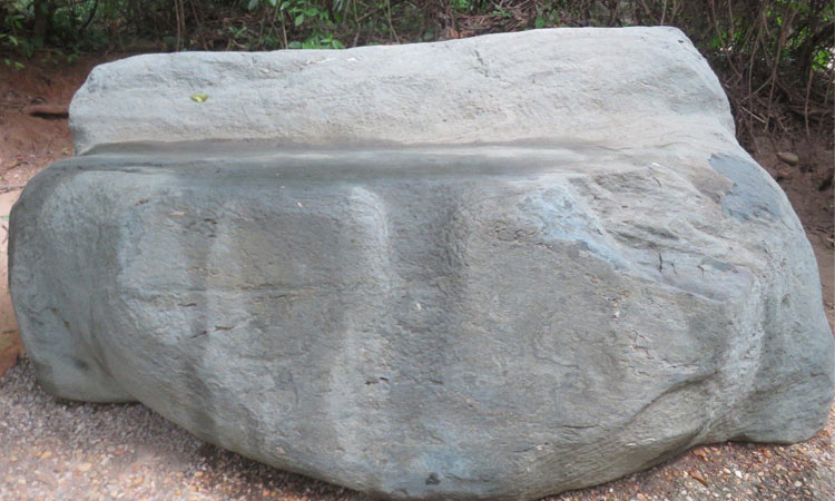 Dos jóvenes indonesios causan daños en zona arqueológica de Tabasco