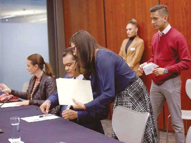 Tras perder bonos, 700 dejan Senado; finiquitos se comen ahorros