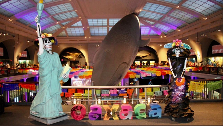 Conquista Oaxaca en Nueva York con tradicional Día de Muertos