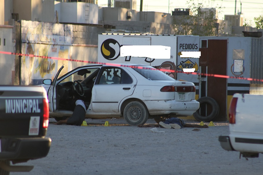 Ejecutan a dos esta tarde, al sur oriente de la ciudad Juárez