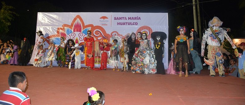 Huatulco celebra Día de Muertos