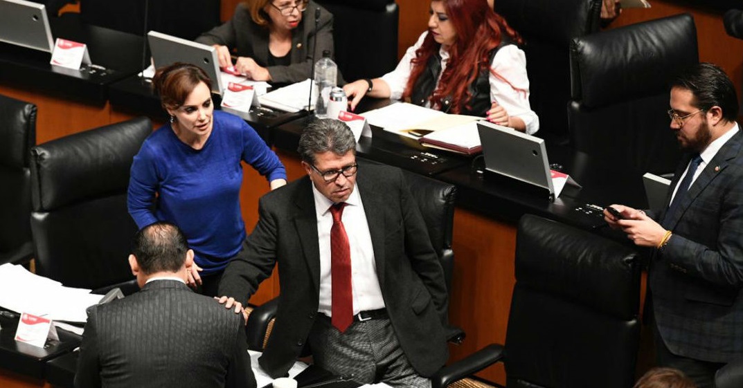 Morena recula: retira frase que daba a Segob el control de medios públicos