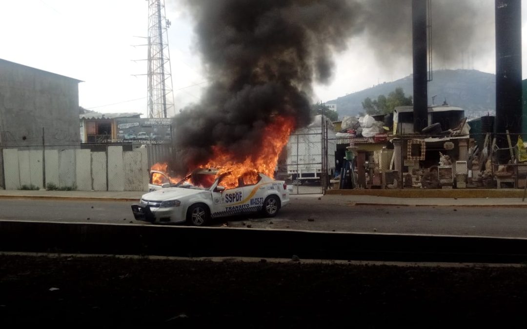 Zafarrancho en estado de México, policías vs habitantes