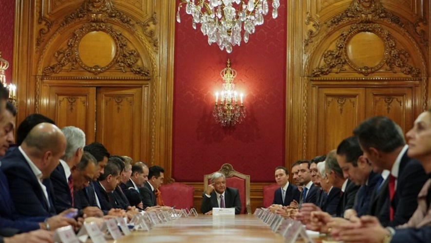 AMLO y Conago acuerdan que superdelegados no participarán en mesas de seguridad