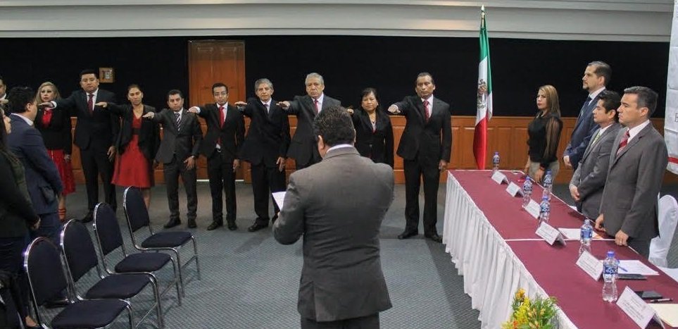 Toman protesta nuevos integrantes del Consejo Directivo del Colegio de Contadores Públicos de Oaxaca
