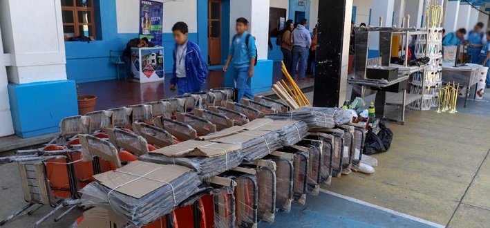 Entrega IEEPO material y equipo para escuela secundaria